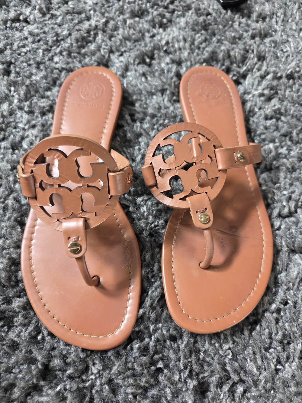 Tory Burch Tan Leather Logo Thong Sandals Size 8.5M